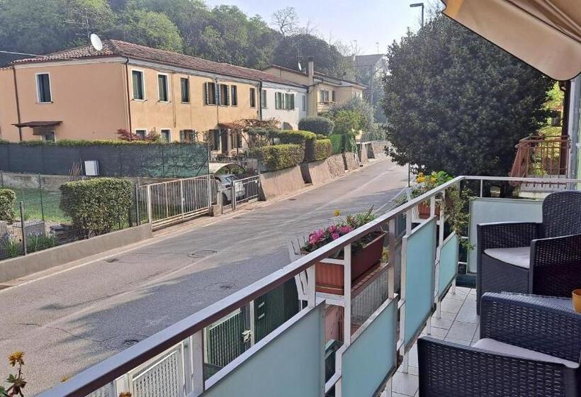 标准间带露台, Appartamenti Monte Selce