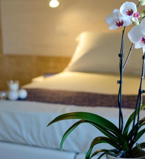 豪华房间带漩涡浴缸, Loggia Delle Stelle