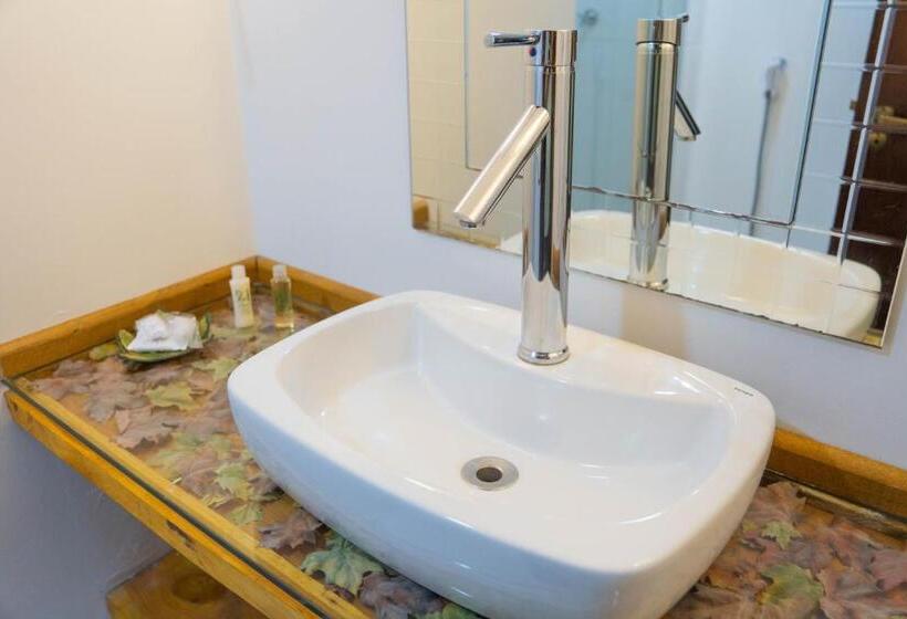 디럭스 트리플 룸, Ascona