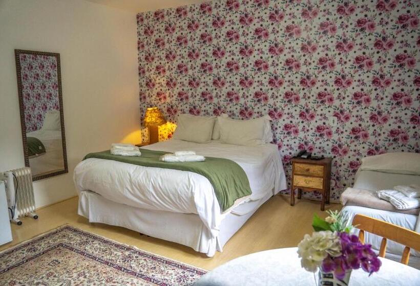 이그제큐티브 트리플, Ascona