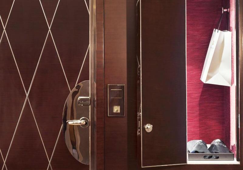 اتاق استاندارد با تخت بزرگ, Capital Hotel And Spa