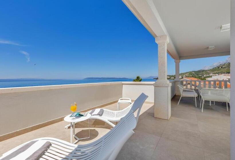 Junior Suite, Laurentum