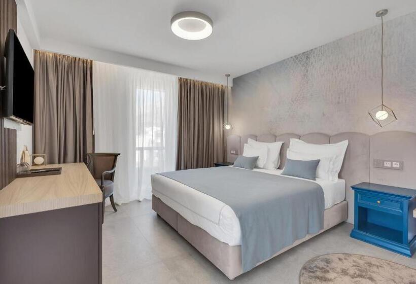 Junior Suite, Laurentum