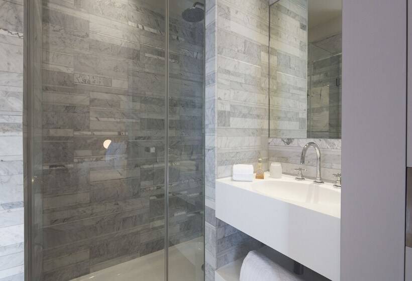 اتاق کلاسیک, Le Marianne