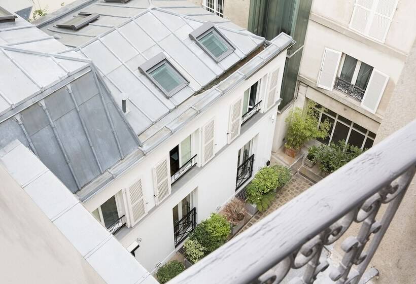 اتاق کلاسیک, Le Marianne