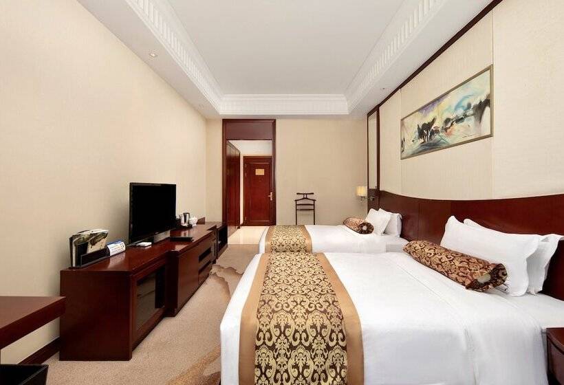 スーペリアールーム, Longqi Jianguo