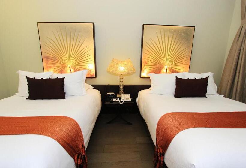 Номер Стандарт 2 Двуспальные Кровати, Plaza Gallery Hotel Boutique