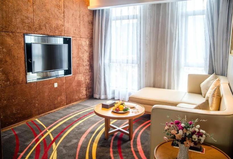 جناح إدارى, Ramada Plaza Huizhou East