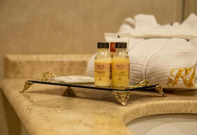 Suite, Ritta Hoppner