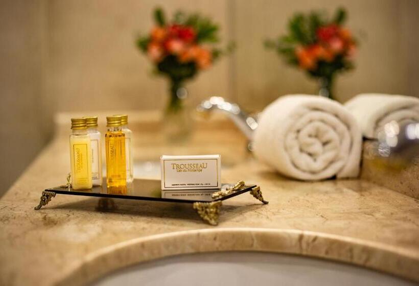 Superior Suite, Ritta Hoppner