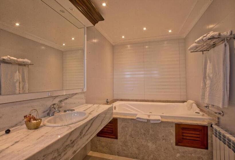 Suite Deluxe, Ritta Hoppner