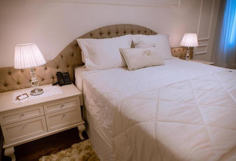 Studio Standard, Ritta Hoppner