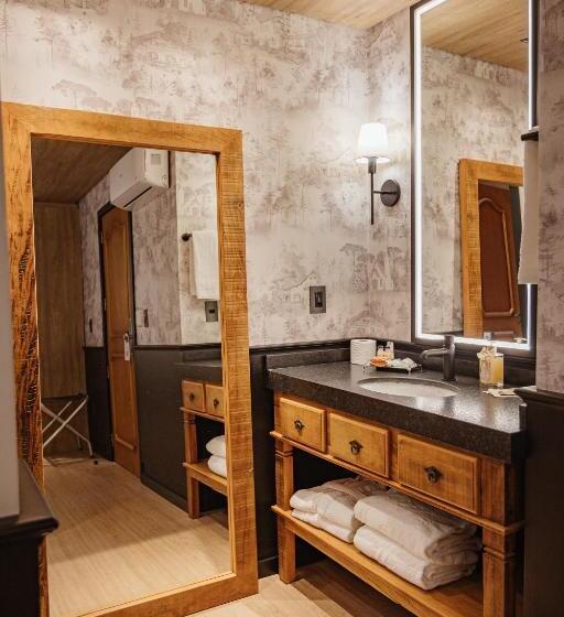 Junior Suite, Ritta Hoppner