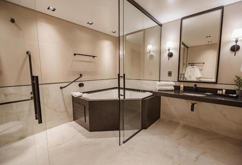 Suite z Balkonem, Ritta Hoppner