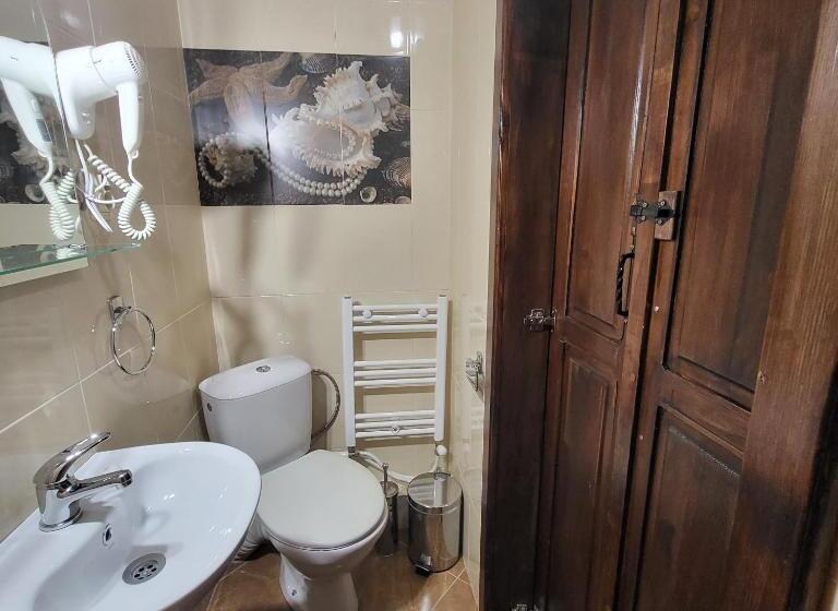 Номер Стандарт, Boina House