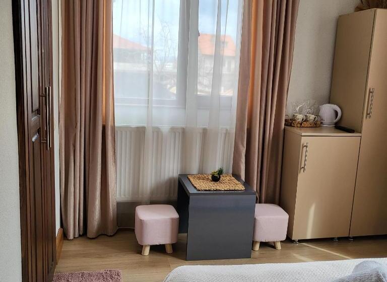 Номер Стандарт, Boina House