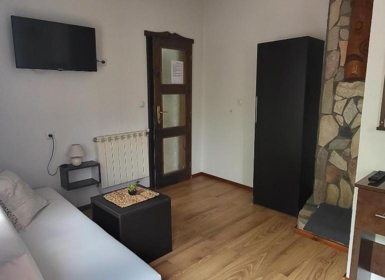 Номер Стандарт с Террасой, Boina House