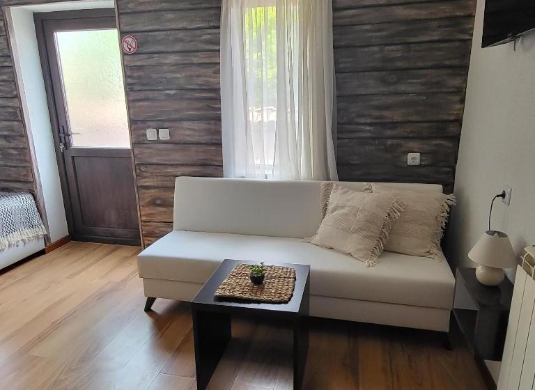 اتاق استاندارد با تراس, Boina House