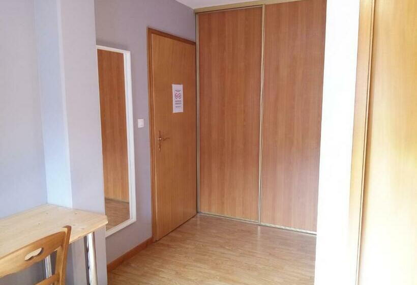 スタンダードルーム, Chambres Thirion