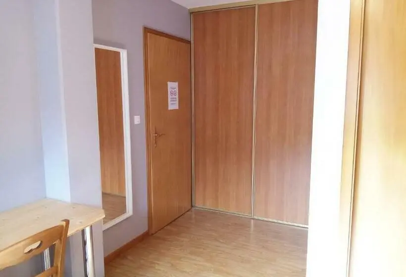スタンダードルーム, Chambres Thirion
