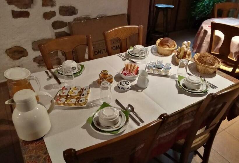 スタンダードルーム, Chambres Thirion