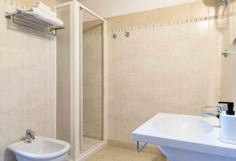 اتاق استاندارد, Fox House Bnb