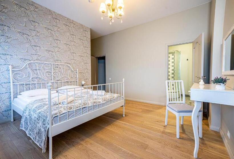 اتاق استاندارد, Blue Bird Hostel In Riga Old Town