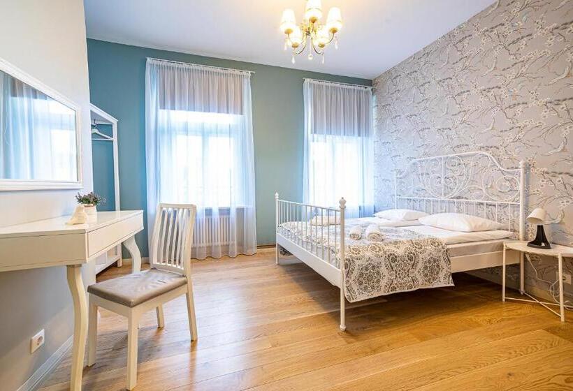 اتاق استاندارد, Blue Bird Hostel In Riga Old Town