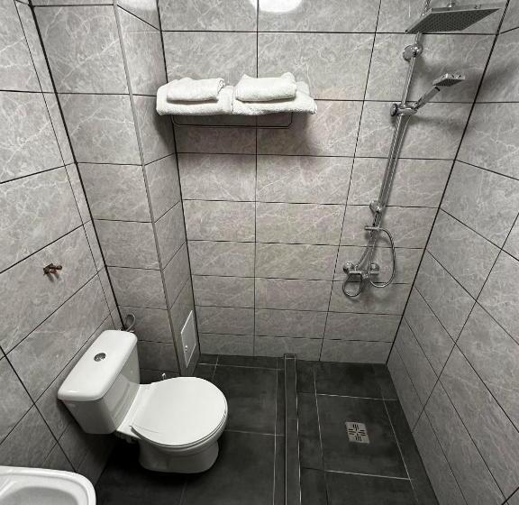 スタンダード4人部屋, Casa Bucovineană