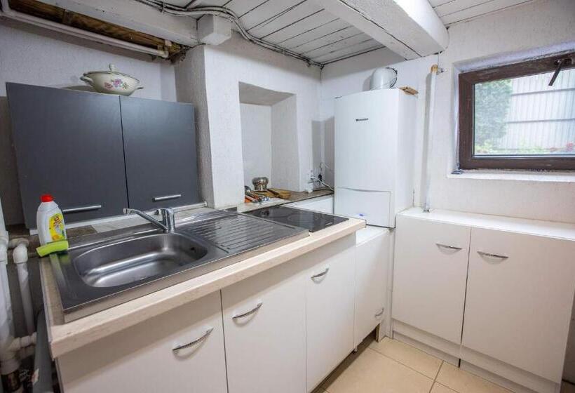 דירת שני חדרים, Casa Andy