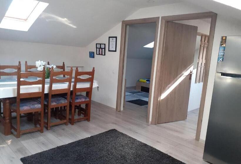 דירת שני חדרים, Casa Andy