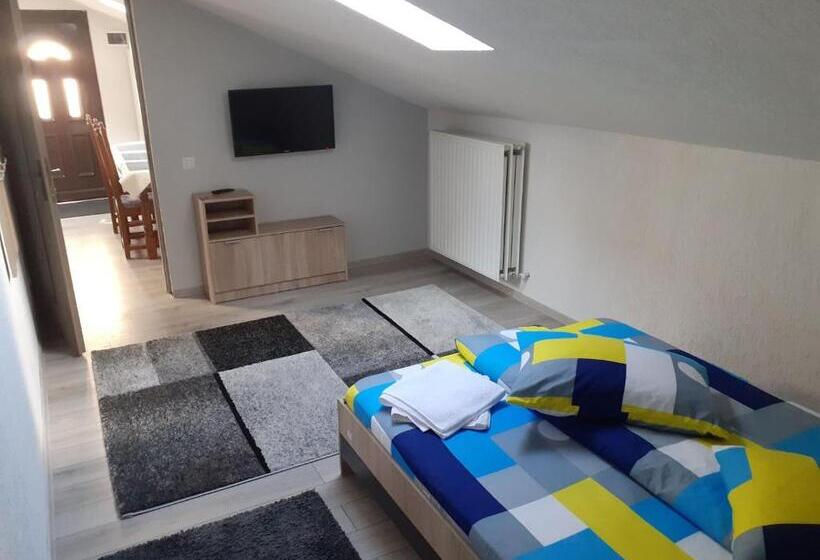 דירת שני חדרים, Casa Andy