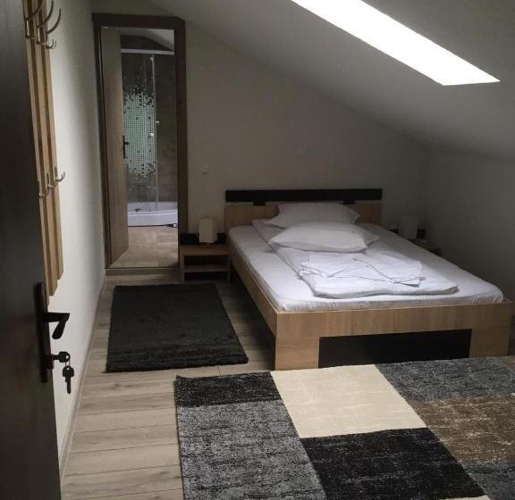 דירת שני חדרים, Casa Andy