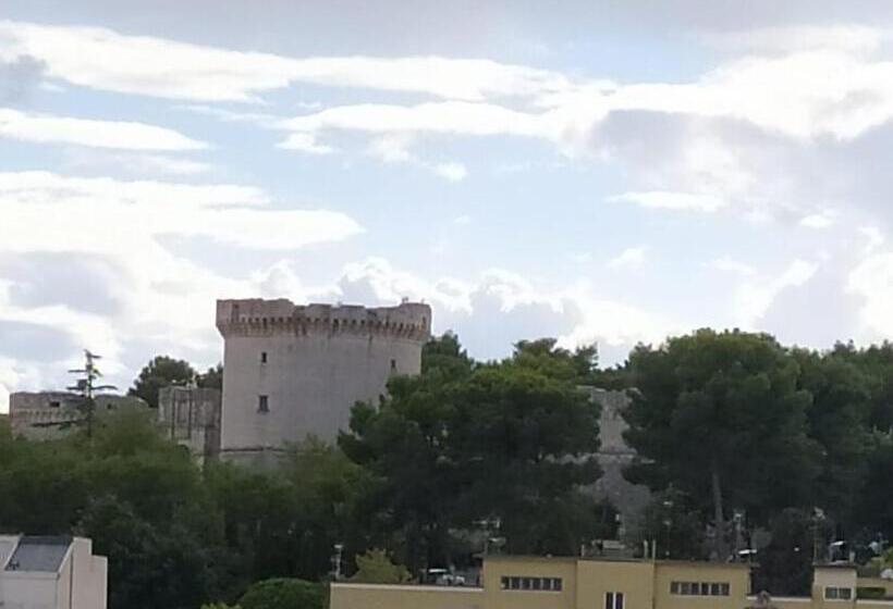 带阳台的豪华间, Penta Luxury Room