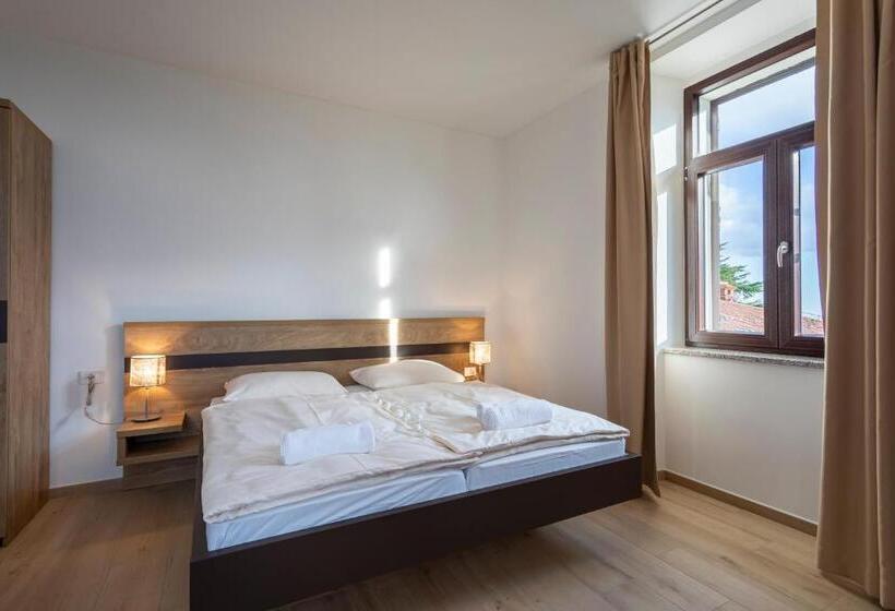 سوییت خانوادگی, Peregrin Sveta Gora