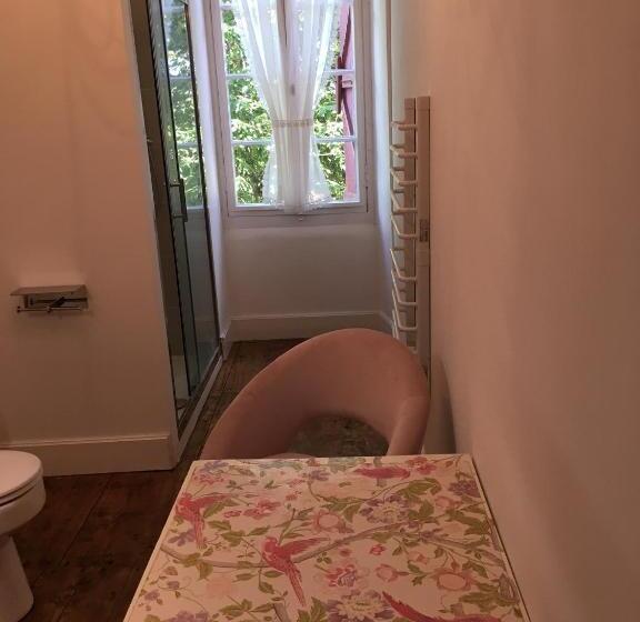 디럭스 룸, Au Plech