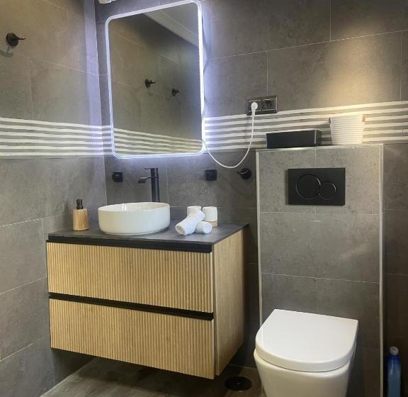 豪华海景房带阳台, Casa Flora Mijas Costa Andalusië