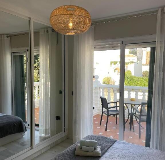 标准间带阳台, Casa Flora   Mijas Costa   Andalusië