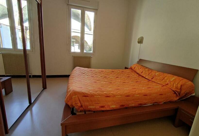 شقة غرفة واحدة, Central Hôtel