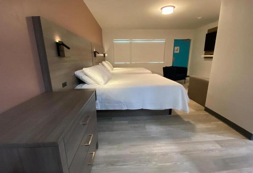 ジュニアスイート, Rolo Beach