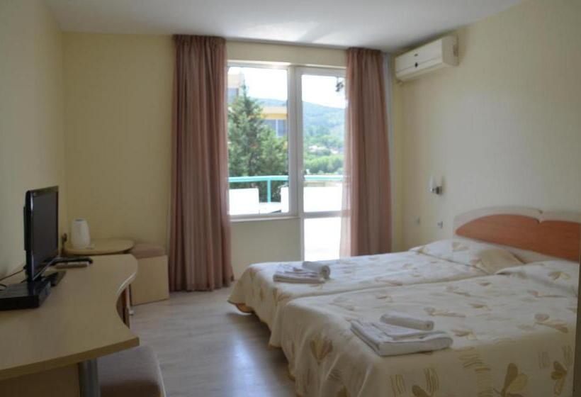 Номер Стандарт с Балконом, Sania