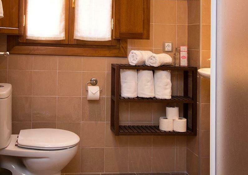 شقة غرفتين, Tres Aguas