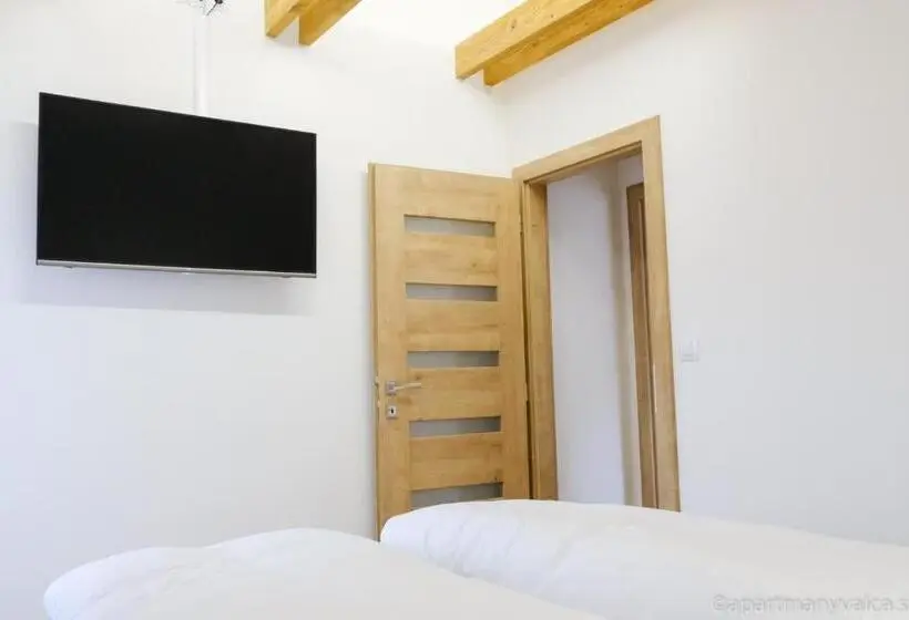 ドゥプレックスルーム, Apartmány Valča