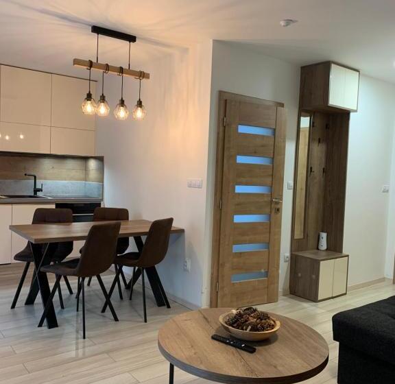 침실 1개 아파트, Apartmány Valča
