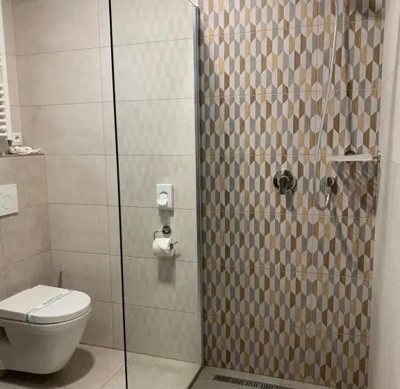 ３ベッドルームアパートメント, Apartmány Valča