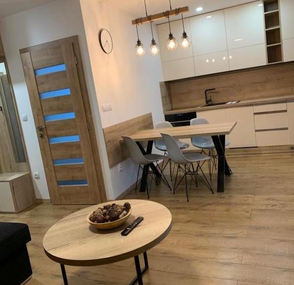 带1个卧室的带阳台的公寓, Apartmány Valča