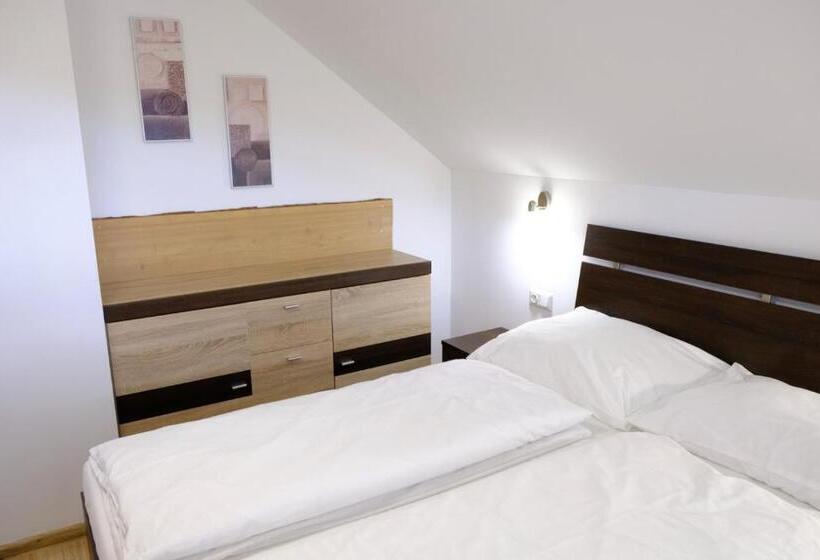 ２ベッドルームアパートメント, Apartmány Valča