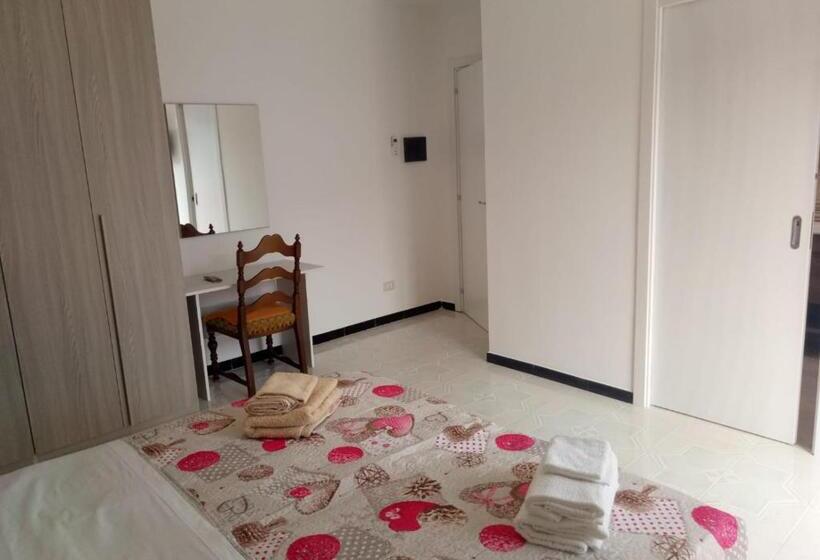 اتاق استاندارد با بالکن, Daniela B&b
