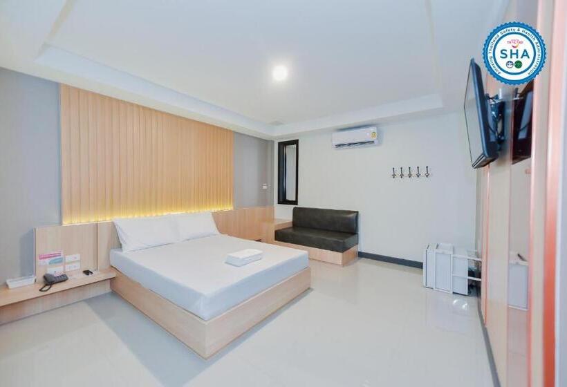 Standard Studio, นั่งเล่นกันไหม รีสอร์ท Sha Plus