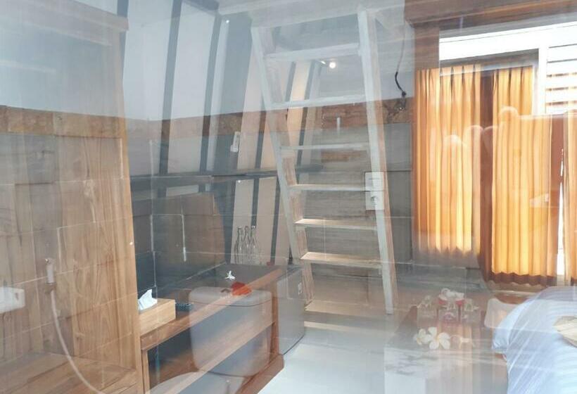 بنجلو عائلى, Coco Bale